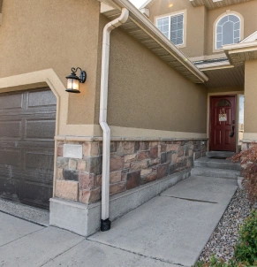 Expert Caulking for Lasting Protection 4