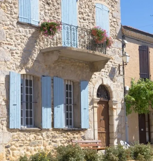 Premium Stone Veneer Solutions That Elevate Your Exterior